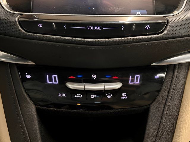 Used 2017 Cadillac XT5 Luxury FWD image 30