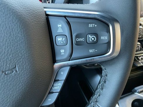 Used 2026 RAM 1500 Big Horn w/ Night Edition AWD/4WD image 33