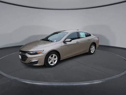 Used 2025 Chevrolet Malibu LS