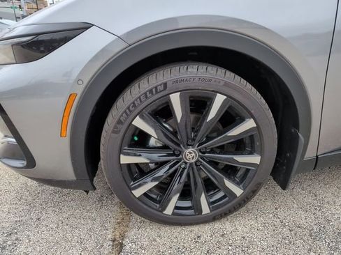 New 2026 Toyota Crown Platinum AWD/4WD image 9