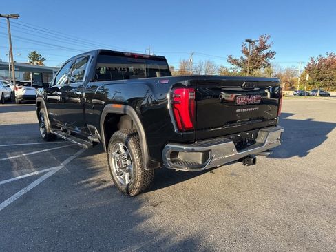 New 2026 GMC Sierra 2500 SLT w/ SLT Premium Package AWD/4WD image 4