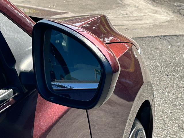 Used 2025 Nissan Sentra SV FWD image 12