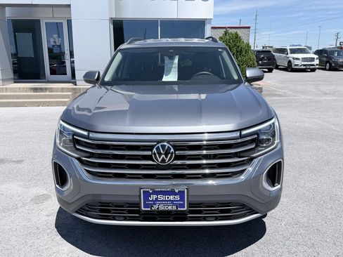 Used 2024 Volkswagen Atlas SE FWD image 3