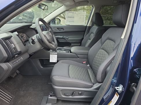 New 2026 Nissan Pathfinder SV image 18