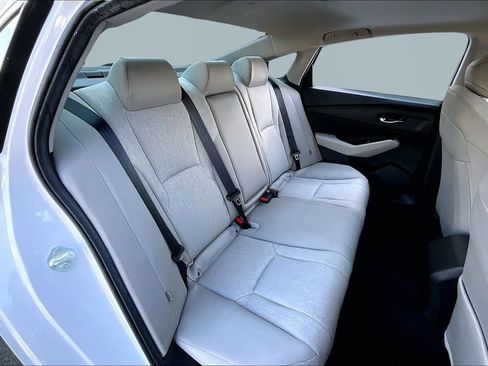 Certified 2024 Honda Accord EX image 17