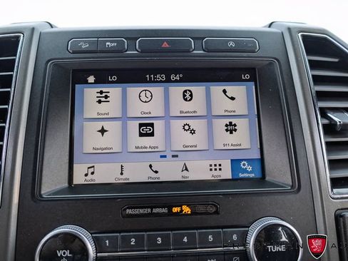 Used 2018 Ford Expedition Max XLT w/ Equipment Group 202A AWD/4WD image 34