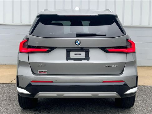 Used 2024 BMW X1 xDrive28i w/ Convenience Package AWD/4WD image 5