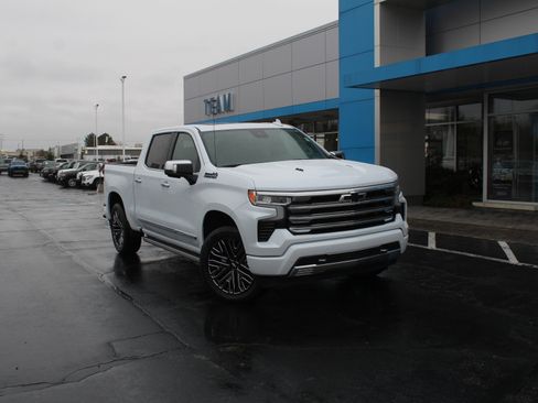 New 2026 Chevrolet Silverado 1500 High Country image 2