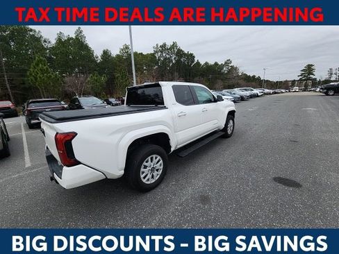 Used 2024 Toyota Tacoma SR5 image 14