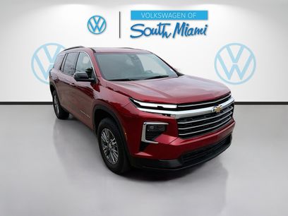 Used 2024 Chevrolet Traverse LT