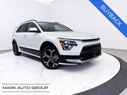 Used 2024 Kia Niro SX Touring