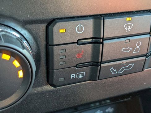 Used 2016 Ford F150 XLT w/ Equipment Group 302A Luxury image 25