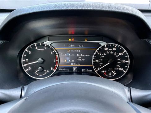 Used 2024 Nissan Altima 2.5 SV image 24