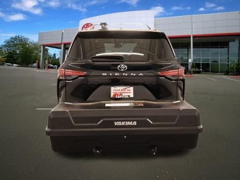 New 2026 Toyota Sienna Platinum AWD/4WD image 5