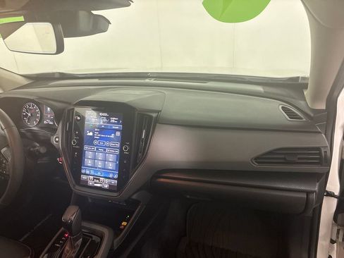 Certified 2025 Subaru Crosstrek 2.5i Limited w/ Crosstrek Mirror Package image 32