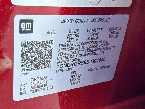 Certified 2025 Chevrolet Traverse LT w/ Driver Confidence Package FWD image 18