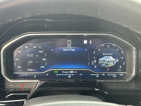 Used 2022 Chevrolet Silverado 1500 RST image 12