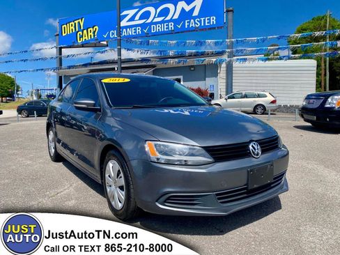Used 2014 Volkswagen Jetta SE FWD image 1