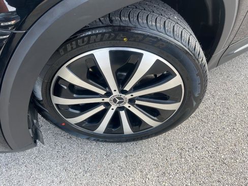 Used 2020 Mercedes-Benz GLB 250 GLB 250 4MATIC w/ Premium Package image 33