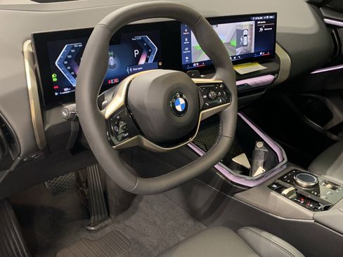 Used 2025 BMW X3 xDrive30i w/ Premium Package image 13
