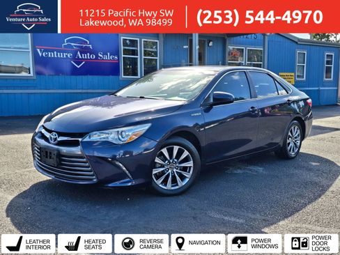 Used 2016 Toyota Camry XLE image 1