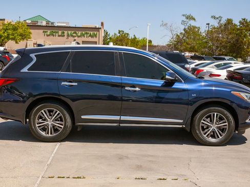Used 2019 INFINITI QX60 Luxe w/ Essential Package AWD/4WD image 4