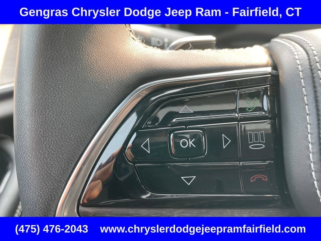 Certified 2023 Jeep Grand Cherokee Overland AWD/4WD image 51