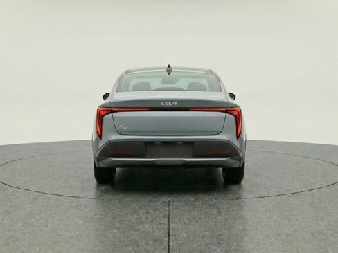 Used 2025 Kia K4 LXS image 7