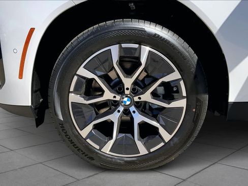 New 2026 BMW X3 xDrive30i w/ Convenience Package AWD/4WD image 12