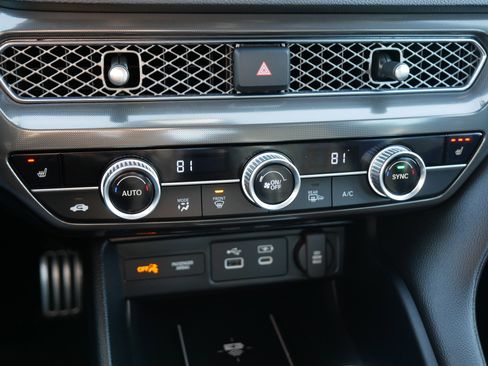 Used 2023 Acura Integra A-Spec image 23