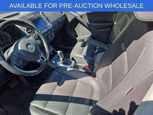Used 2016 Volkswagen Tiguan SE AWD/4WD image 2