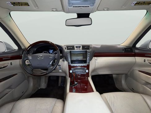 Used 2012 Lexus LS 460 w/ Luxury Value Edition RWD image 31