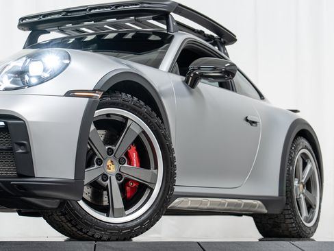Certified 2024 Porsche 911 Dakar AWD/4WD image 43
