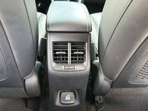 Used 2019 Kia Niro Touring FWD image 28