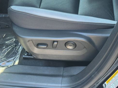 Used 2024 Buick Envision Sport Touring image 23