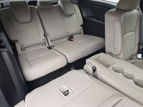 Used 2024 Honda Odyssey EX-L image 18