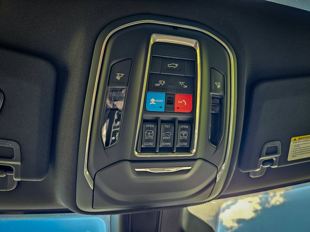 New 2027 Jeep Grand Cherokee Limited AWD/4WD image 33