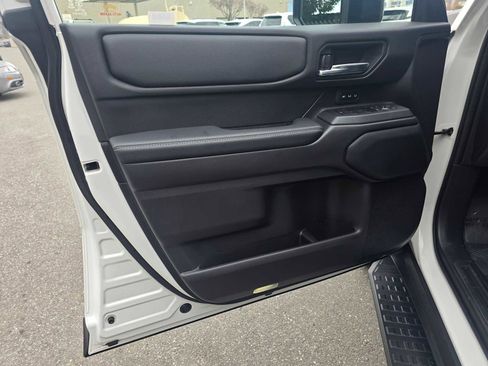 Used 2025 Toyota Land Cruiser image 22