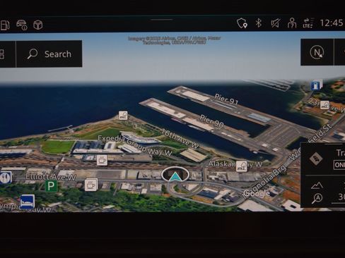 New 2025 Audi Q5 e Premium Plus image 12