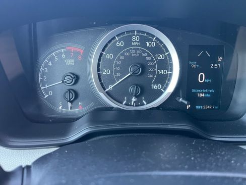 Used 2020 Toyota Corolla LE FWD image 14