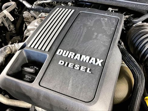 Certified 2022 GMC Sierra 1500 AT4 w/ AT4 Premium Package image 30