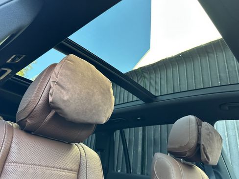 New 2026 Mercedes-Benz GLS 450 4MATIC image 16