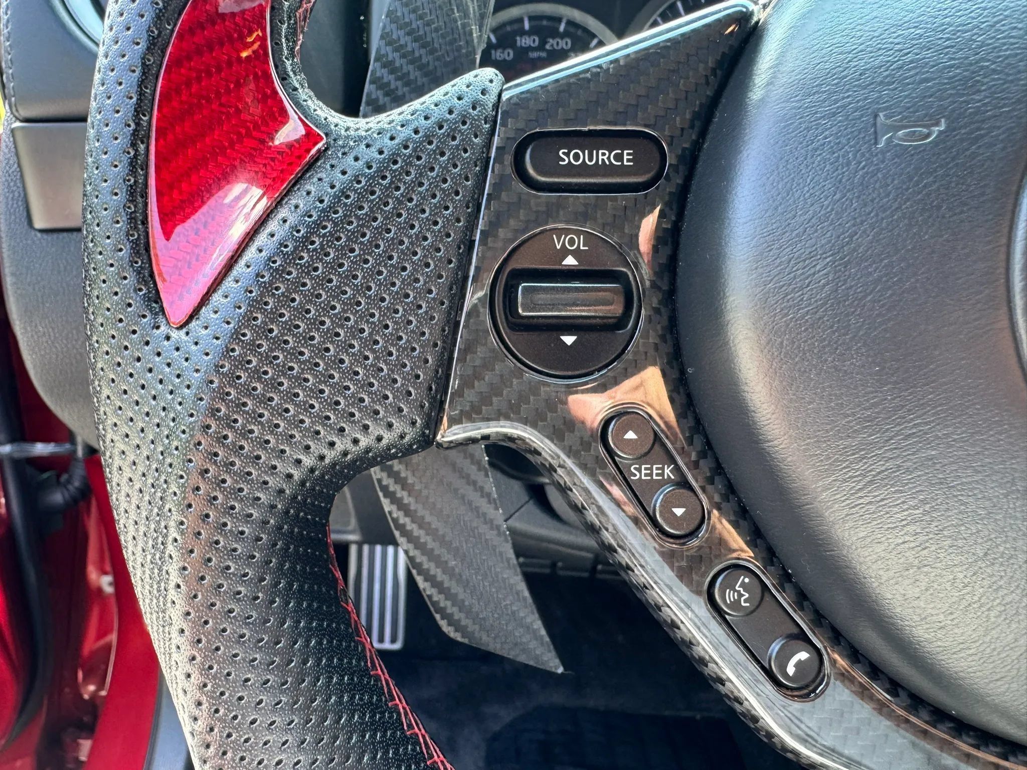 Used 2016 Nissan GT-R Premium AWD/4WD image 16