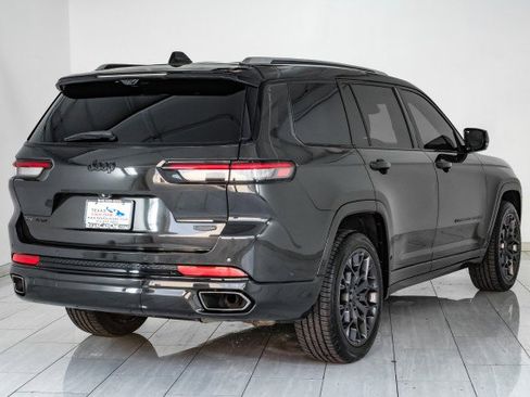 Used 2023 Jeep Grand Cherokee L Summit image 6