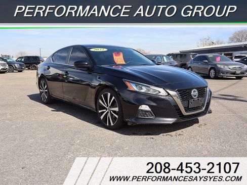 Used 2022 Nissan Altima 2.5 SR image 1