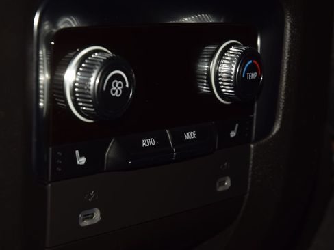Used 2024 GMC Yukon XL Denali w/ Max Trailering Package AWD/4WD image 45