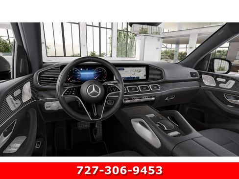 Used 2026 Mercedes-Benz GLS 450 4MATIC image 3