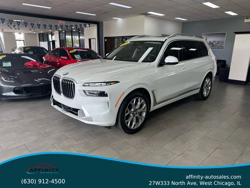 Used 2023 BMW X7 xDrive40i w/ Premium Package image 1