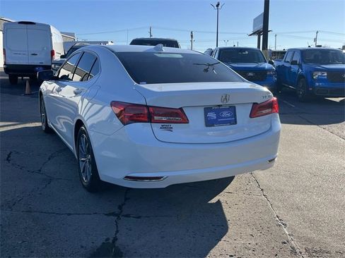 Used 2018 Acura TLX image 5