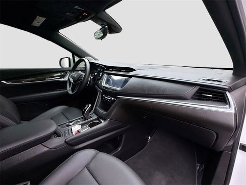 Used 2022 Cadillac XT5 Sportv w/ Technology Package image 30